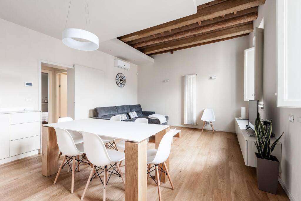 Centro Lucca Vicolo San Pierino 8 Apartment Bagian luar foto